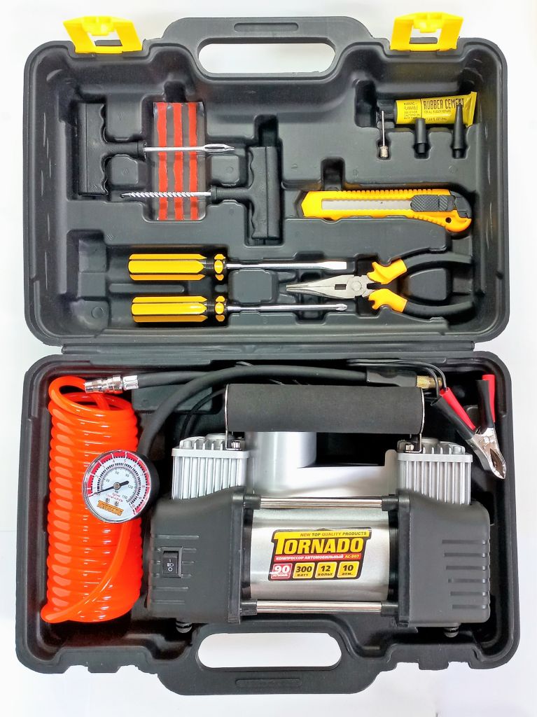 Компрессор ТРЕК  807 (Кейс + шин. инструмент) 90 л/мин (крокодилы)